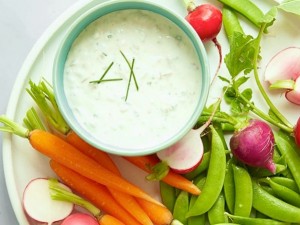 Healthy-Greek-Yogurt-Onion-Dip